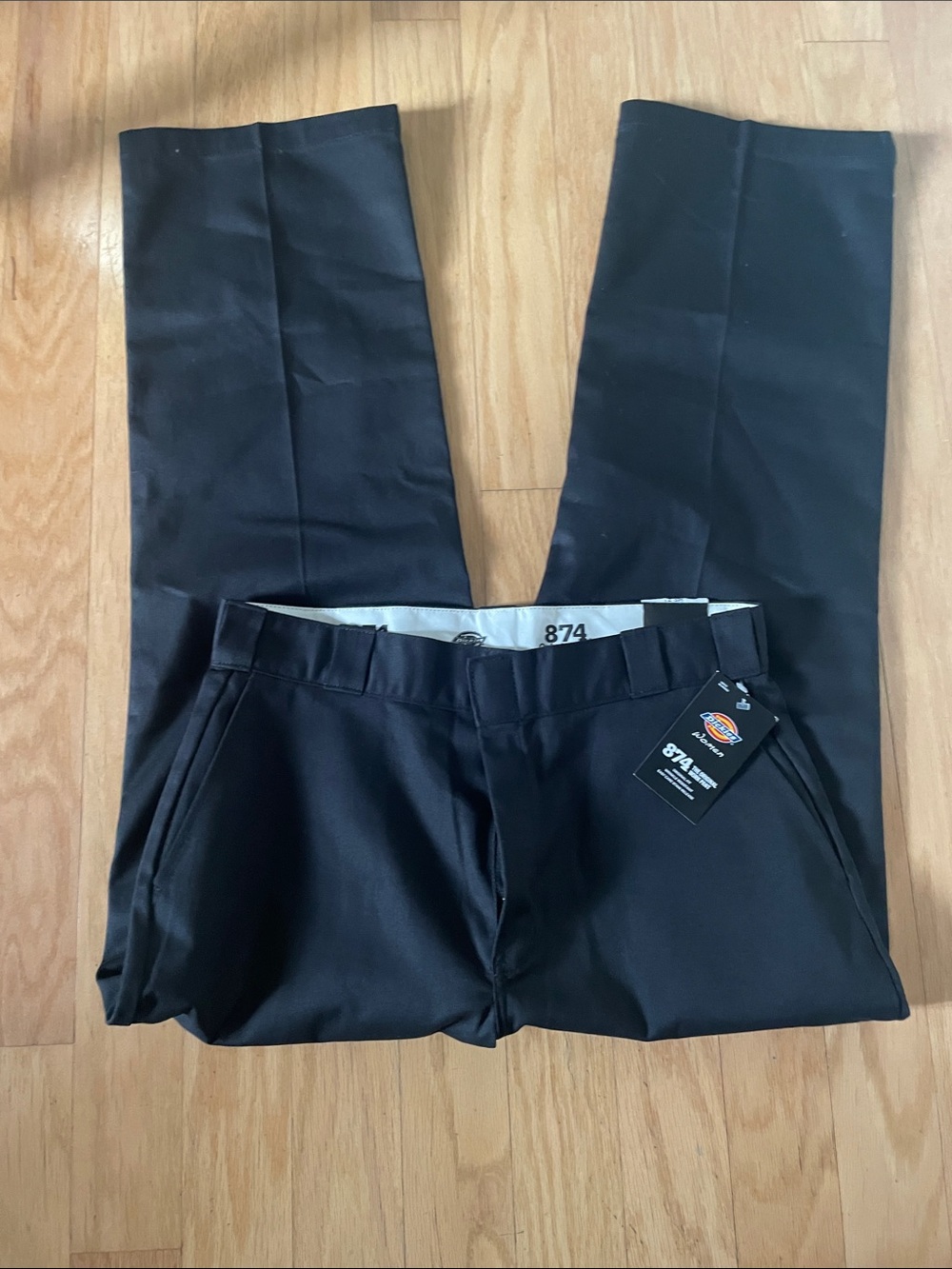 Dickies women’s  874 Straight Leg Pants in Black new with tags size 12 short